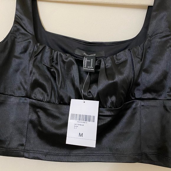 Black Forever 21 Satin Crop Top - NWT - Picture 2 of 5